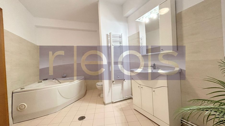 ÎNCHIRIERE 3 CAMERE | 160 MP | CARTIERUL FRANCEZ | GARAJ INDIVIDUAL | LUX - Poză 12