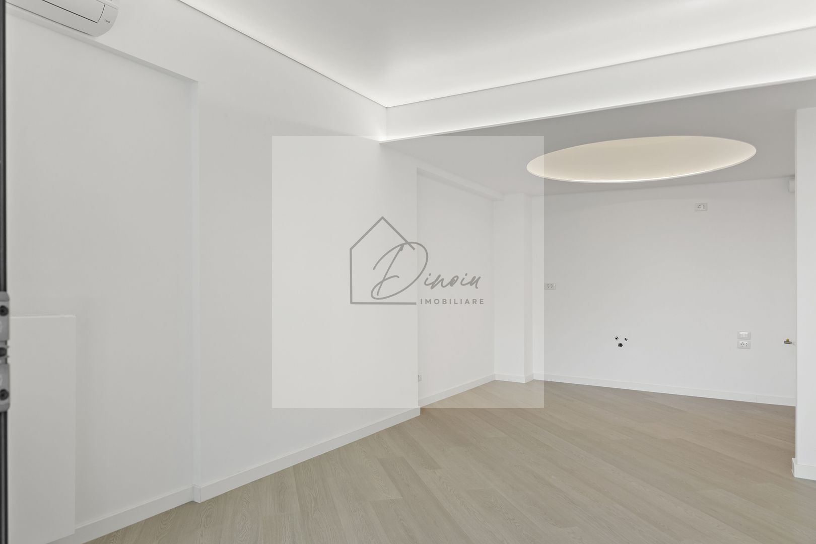 3 Camere Cortina North | Finisaje Lux I 200000 eur taxare inv. I COM0% - Poză 1