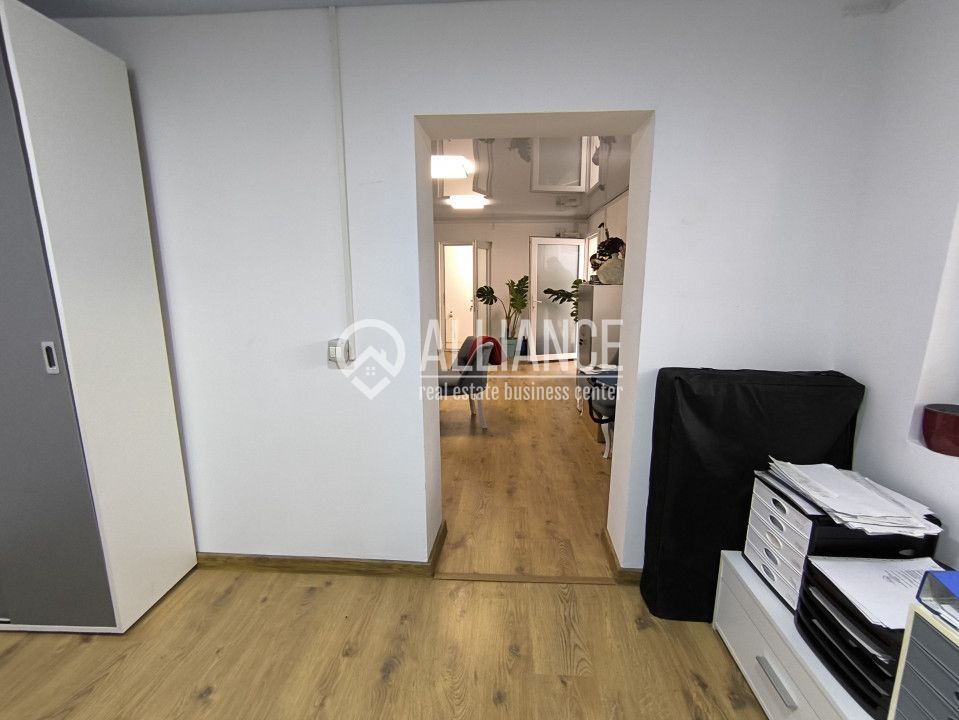 BRATIANU 2 COCOSI(COD03) - Casa si curte cu utilitati incluse ! - Poză 14