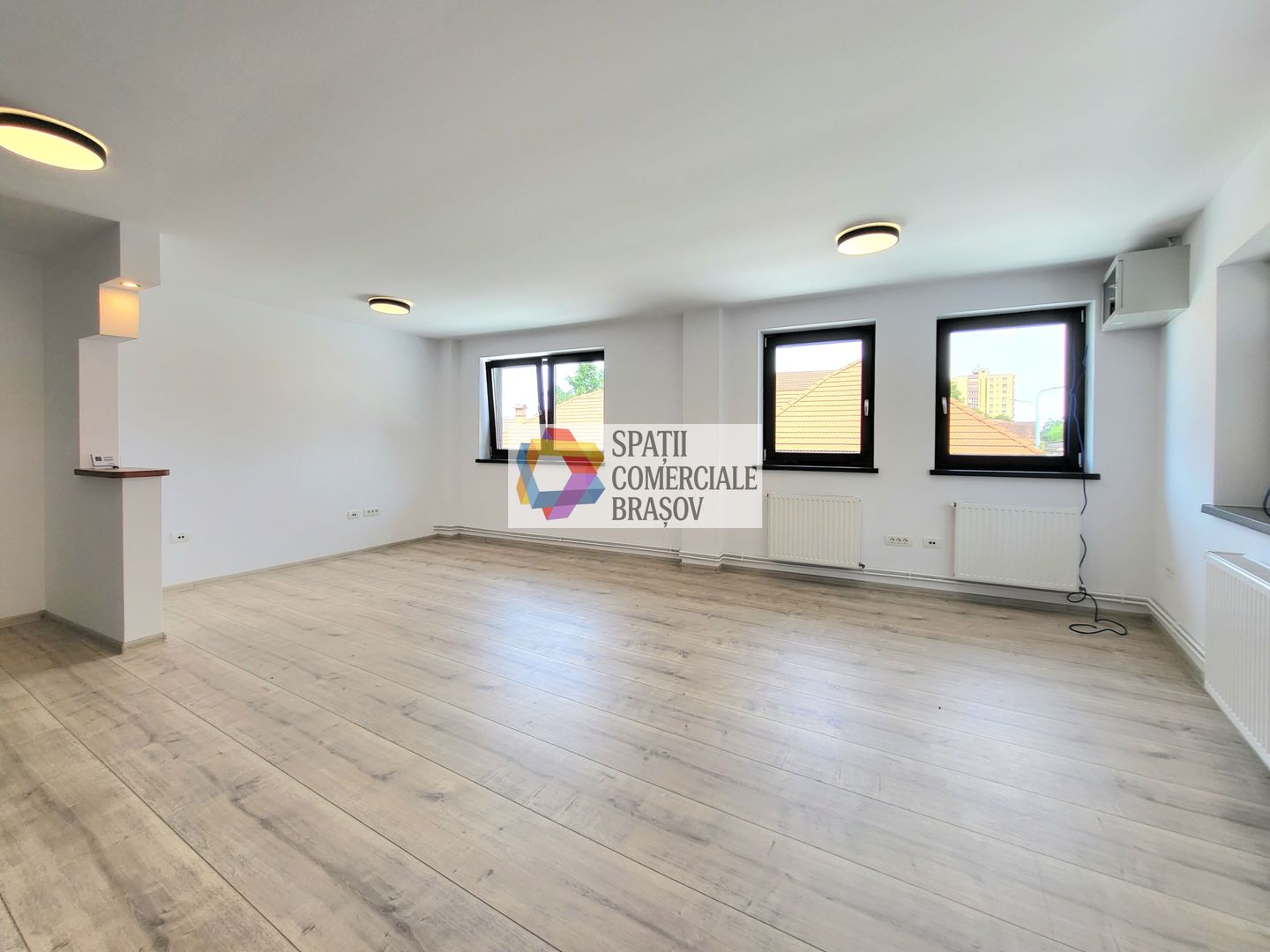 Spatiu comercial la casa - 130mp - Poză 3