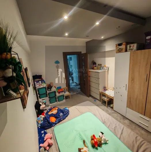 OCAZIE APARTAMENT 3 CAMERE DECOMANDAT UIOARA/BRANCOVEANU - Poză 7