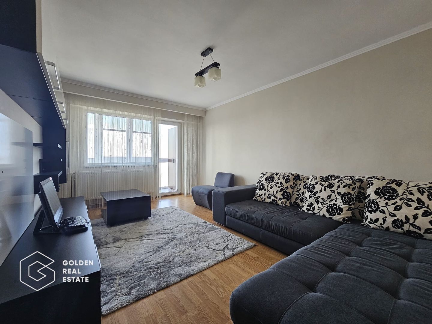 Apartament 3 camere, zona Podgoria - Poză 2