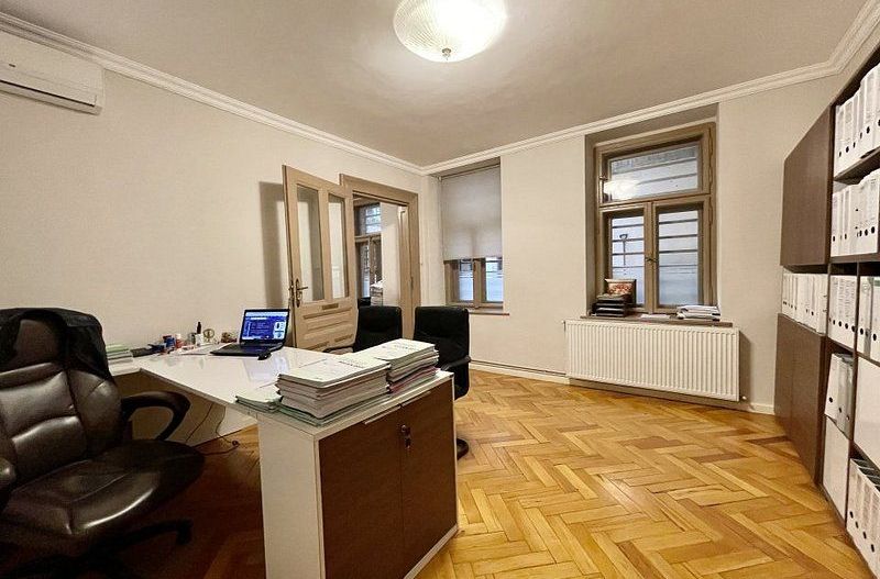 Birou in Piata Unirii - Poză 1