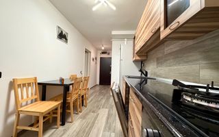 Apartament cu 3 camere, 2 bai  - zona Tractorul - Poză 5