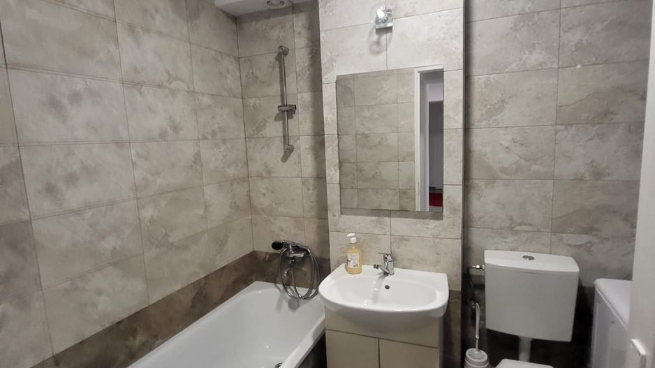 APARTAMENT MODERN CU 4 CAMERE IN AMPOI 2 - Poză 5