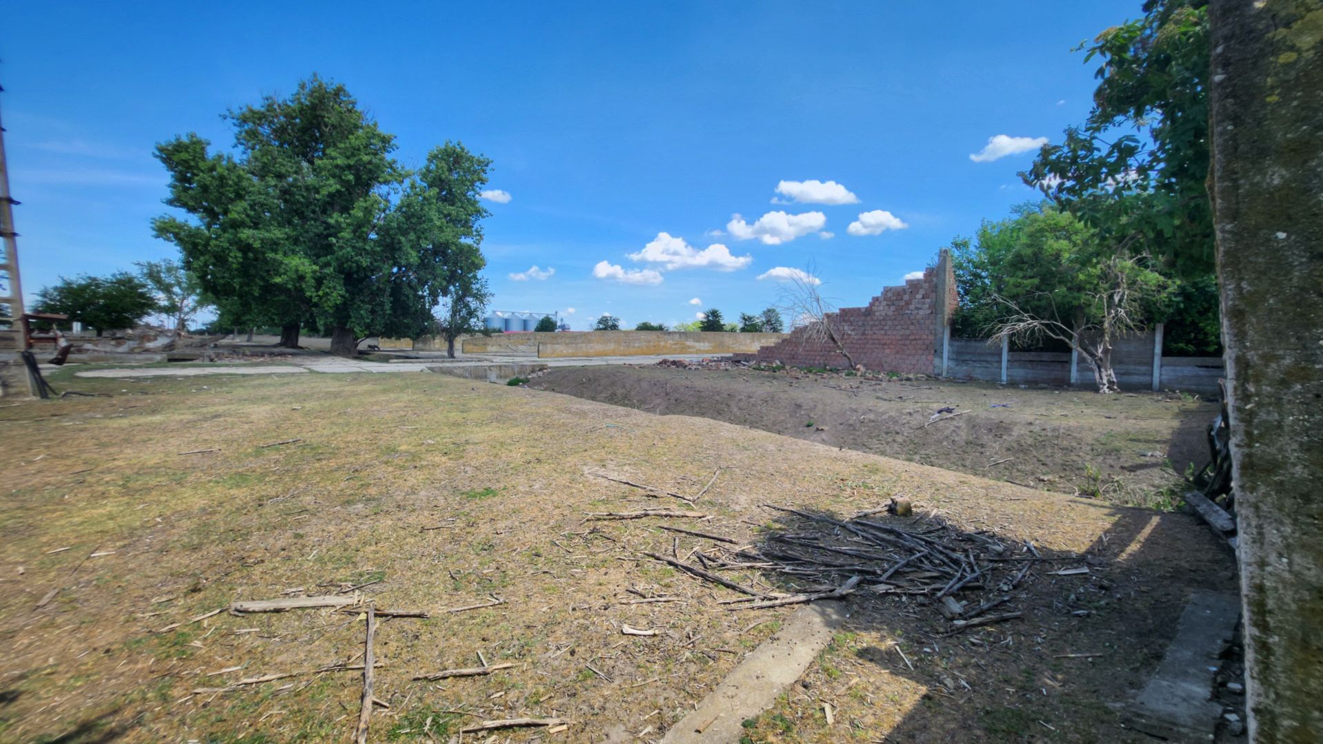 Teren intravilan -Jimbolia zona Kikindei - Poză 11