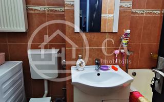 Apartament cu 4 camere de vanzare in Decebal, Oradea - Poză 4