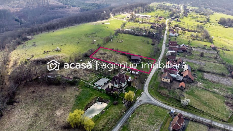 Cabană pe 3 niveluri - zonă spectaculoasă - Pătârș - COMISION 0% - Poză 1