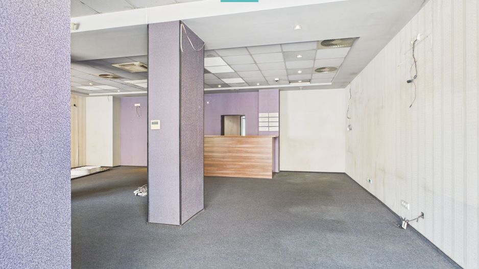 Spațiu  Comercial Zona Soarelui Bulevardul Sudului - Poză 3