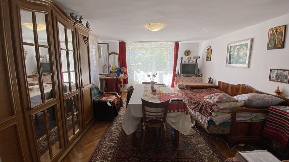 Oferta rezervata! Casă Individuală de Vânzare în Săcele - Poză 9