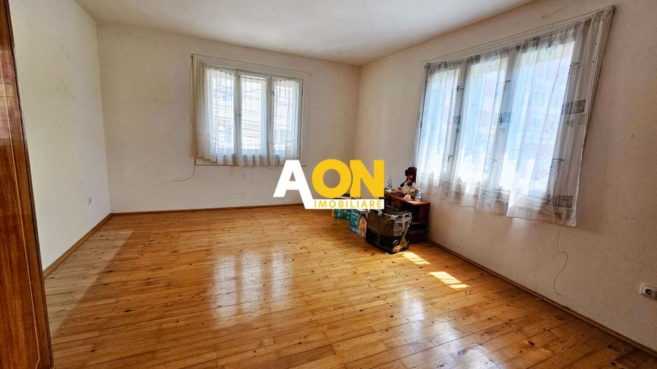 Casa de inchiriat Cetate, pretabil pentru muncitori - Poză 8