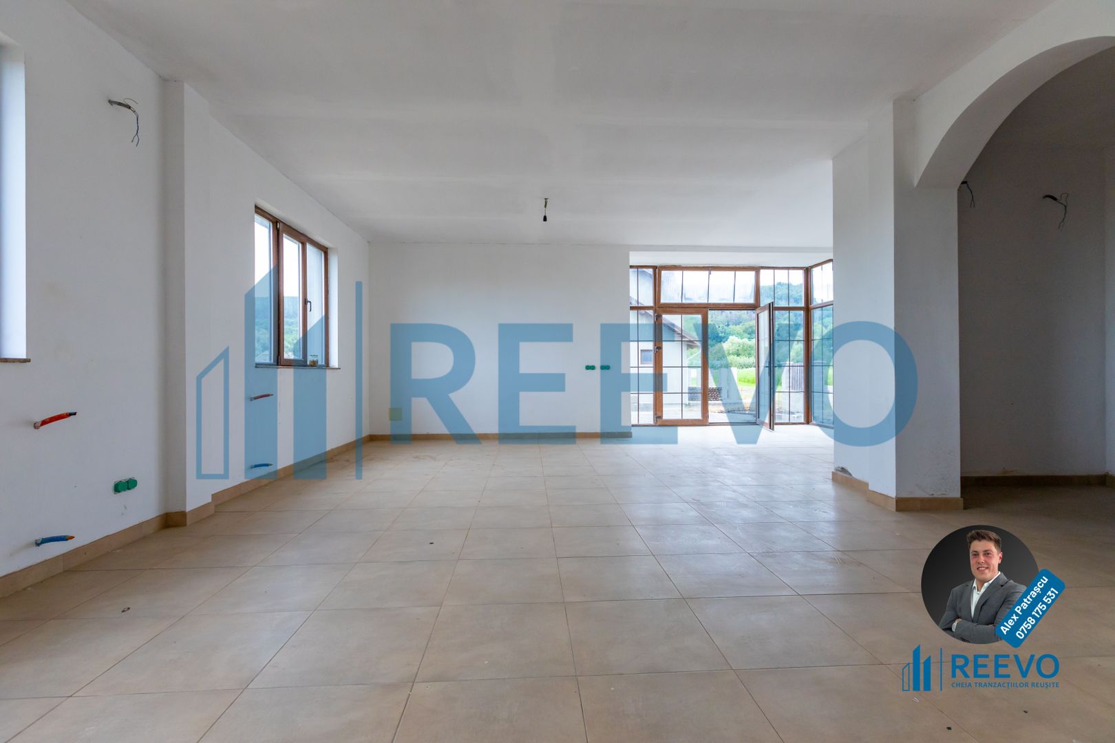 Casă/vilă de vânzare în Hemeiuș! - Poză 1