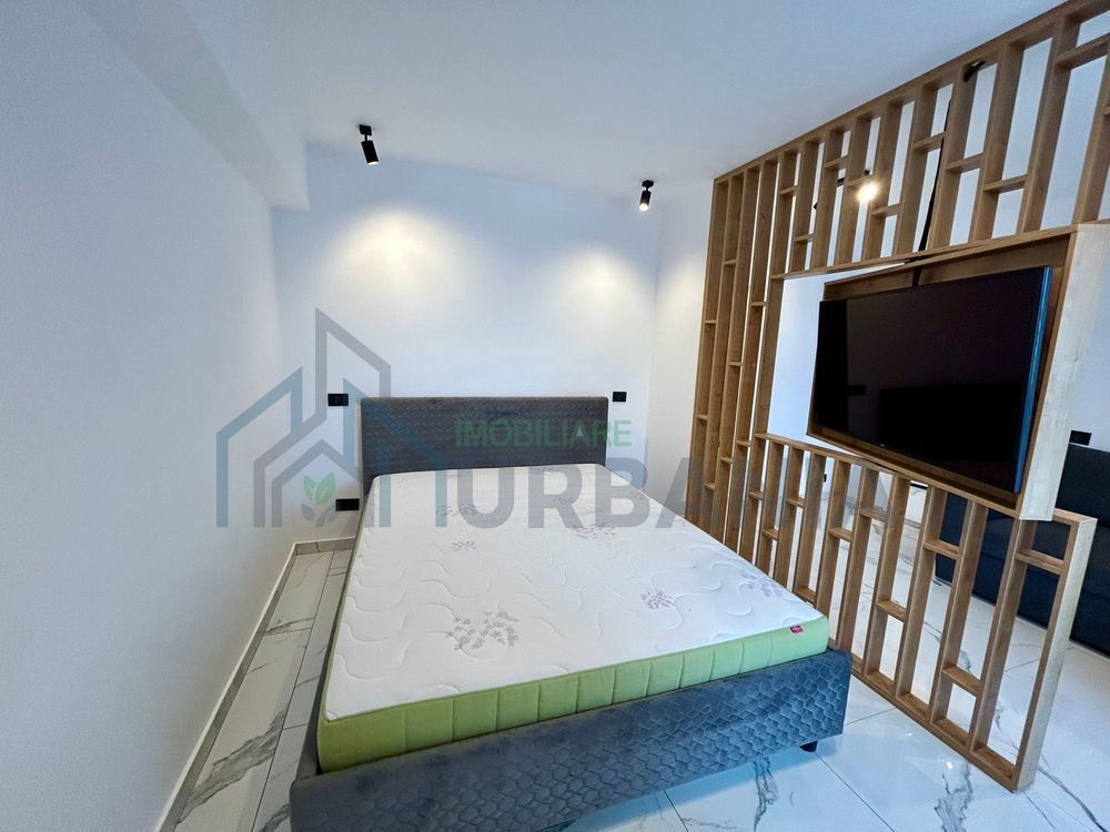 Apartament recent renovat - zona Nicolina - Poză 5