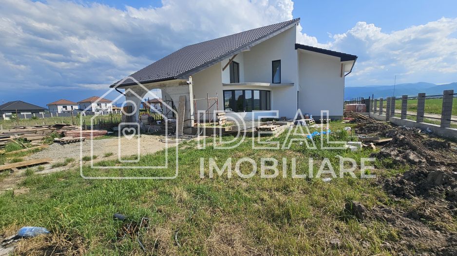 Casa Individuala Moderna cu 5 camere si 668 mpu curte, in Cristian - Poză 9