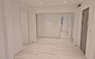 BRASADAS vinde ap 4 cam etaj 3/4 in Micro 16. - Poză 2