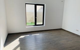 Casa Parter Sanmihaiul Roman,4 Camere,2 Bai,Terasa Acoperita,Toate Utilitatile - Poză 4