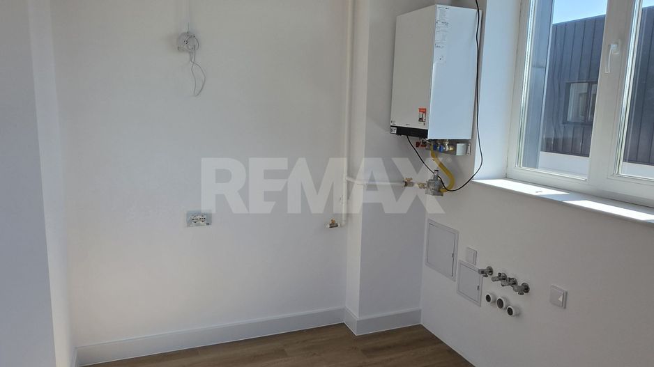 Apartament cu 2 camere în București, Pipera, România - Poză 10