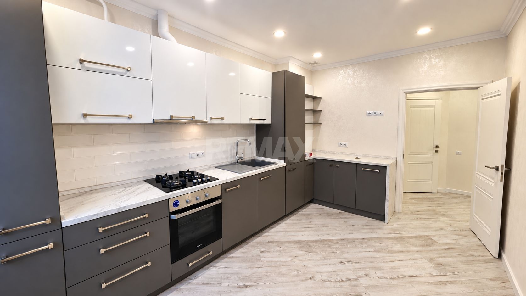 Apartament cu 2 camere, Centru, Chișinău - Poză 7