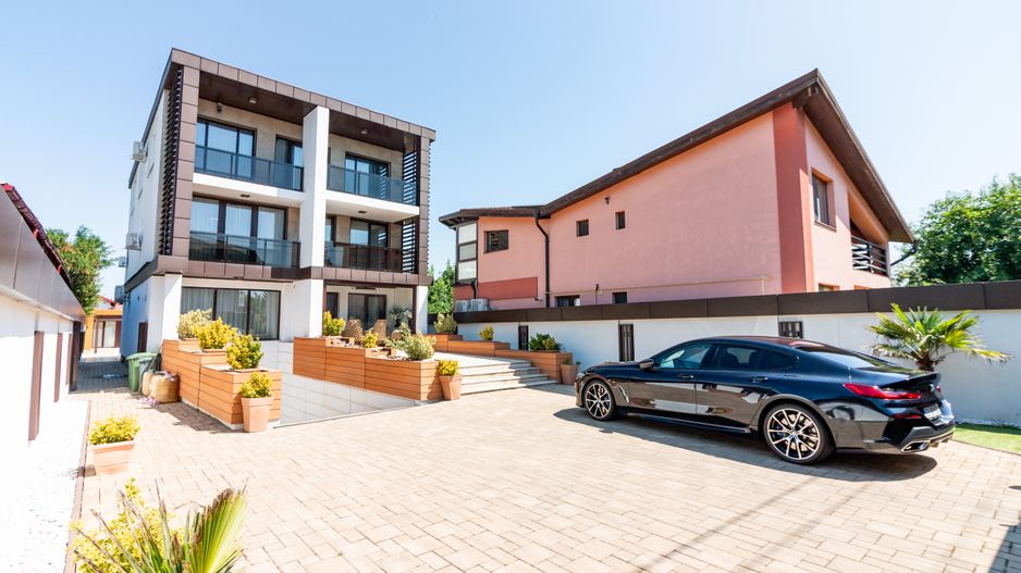 Casa\Vilă 7 camere cu Piscină, Garaj Subteran, zona Balotesti - Poză 2