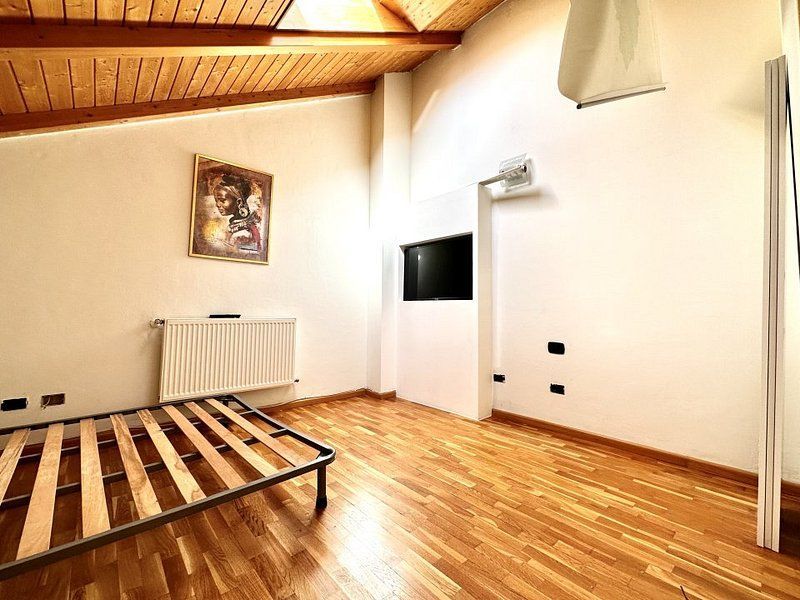 Apartament în Piața Unirii - renovat - mobilat și utilat - Poză 26