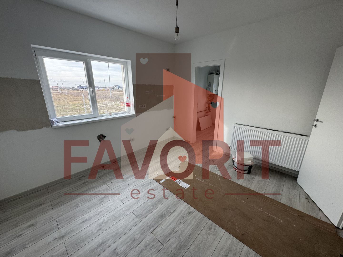 Finisat la cheie. Bucatarie inchisa. 311 mp teren - Poză 1