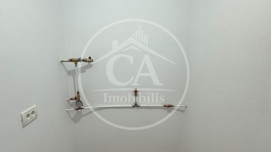 Casa de vanzare cu 3 camere in zona Valenta, Oradea - Poză 10