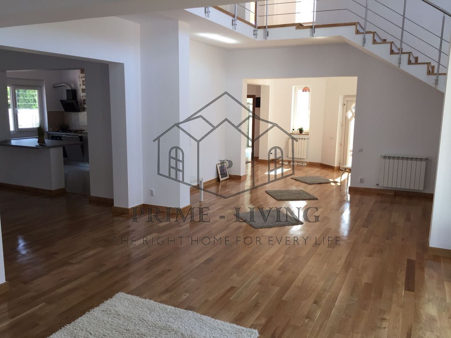 VILA SPATIOASA CU 6 CAMERE LA INCHIRIERE LANGA BRITISH SCHOOL - Poză 2