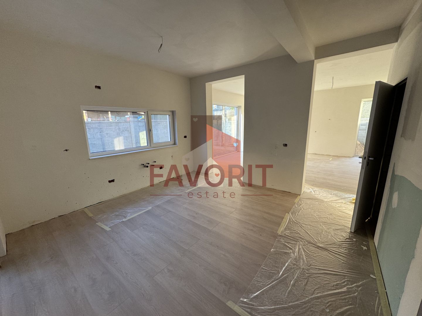 Comision 0%. Pozitie excelenta. Zid despartitor dublu - Poză 14