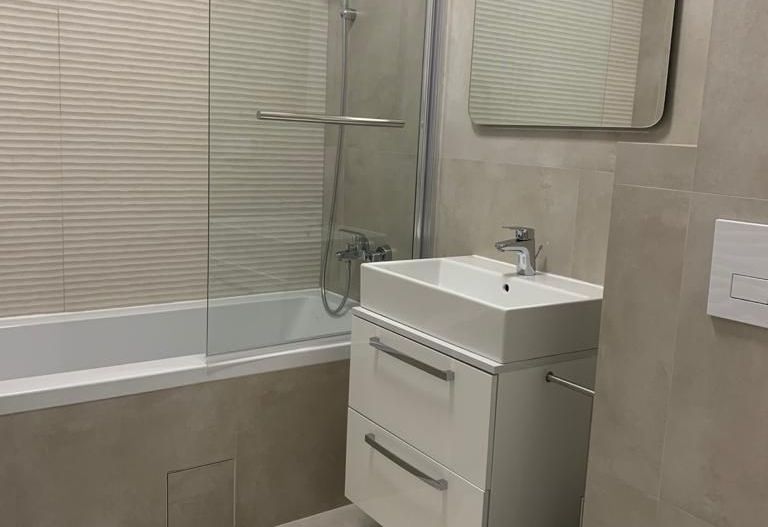 Apartament cu 3 camere Tunari-Otopeni - Poză 6