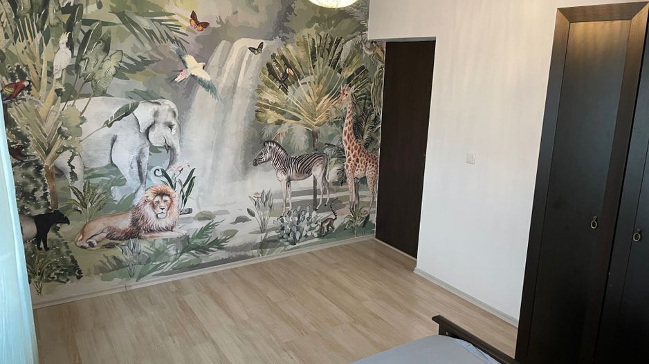 Tractorul I 2 Camere - Poză 1