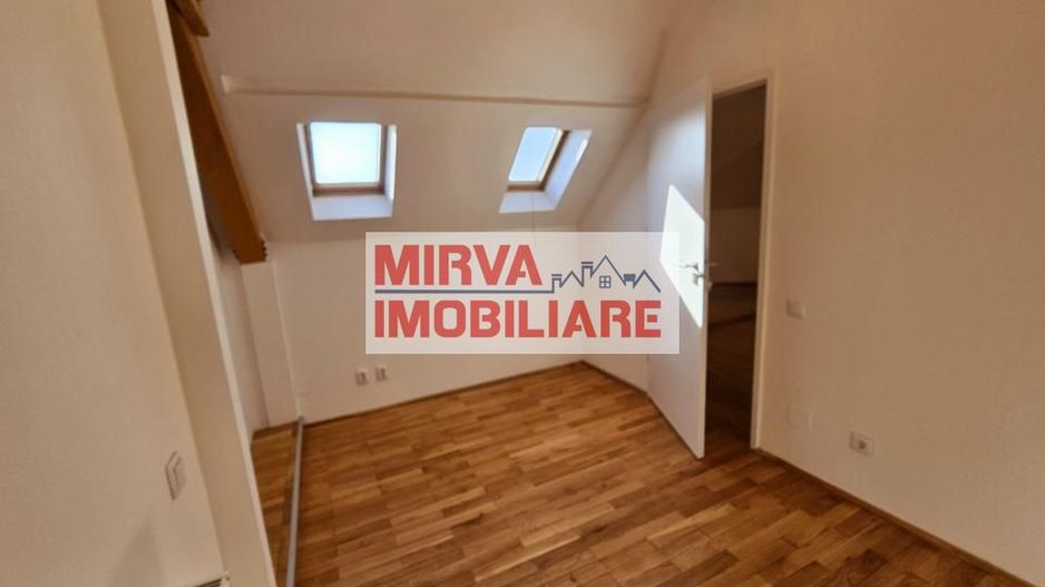 🏢 Spațiu de birouri – 5 camere, 3 băi – Mansardă vilă, Central - Poză 11