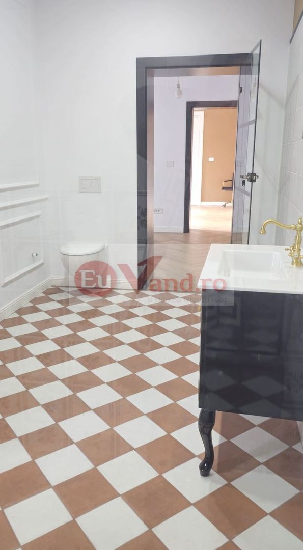 Casa moderna renovata de inchiriat - Strada Traian, Galati - Poză 14