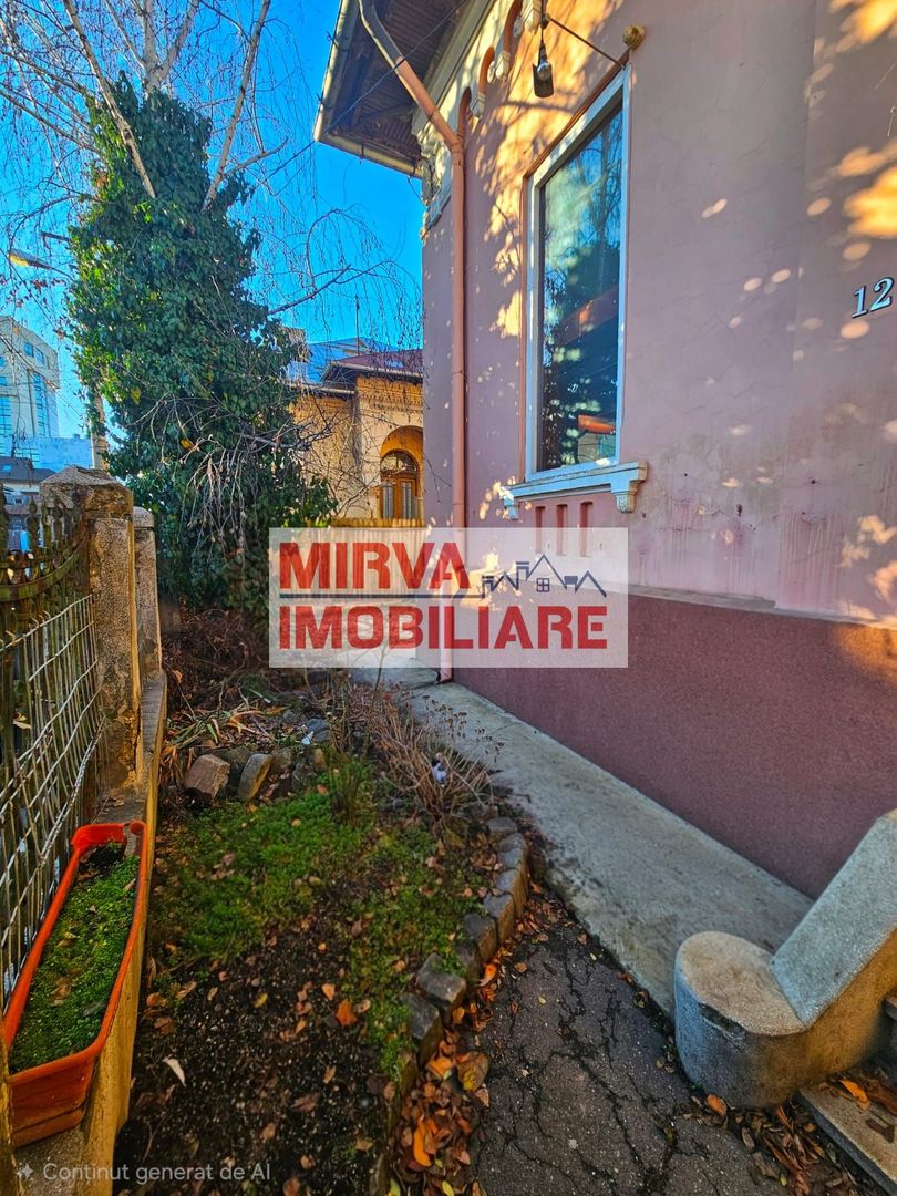 Casă cu arhitectură interbelică, 5 camere, teren 409 mp – Central - Poză 49