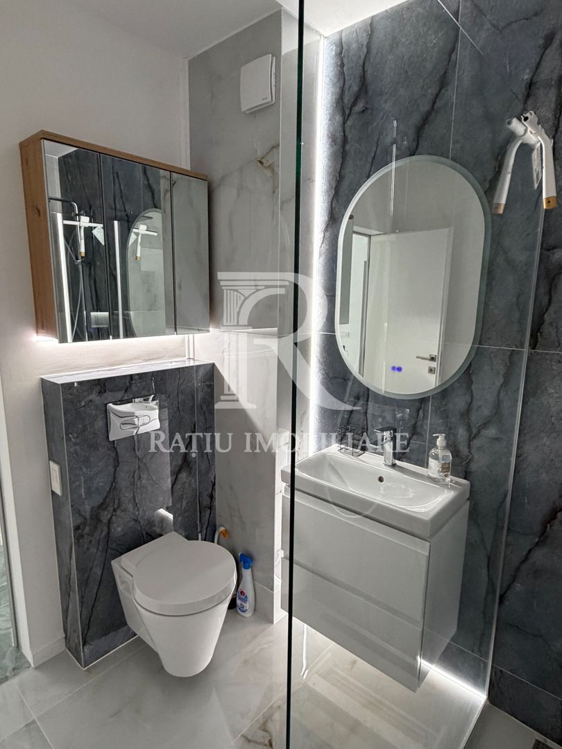 Apartament de LUX de închiriat – PRIMA ÎNCHIRIERE | Locație CENTRALĂ - Poză 9