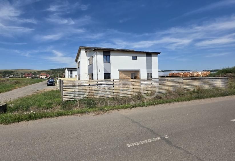 Duplex modern de 90 mp utili, de vânzare în Sântana de Mureș - Poză 2