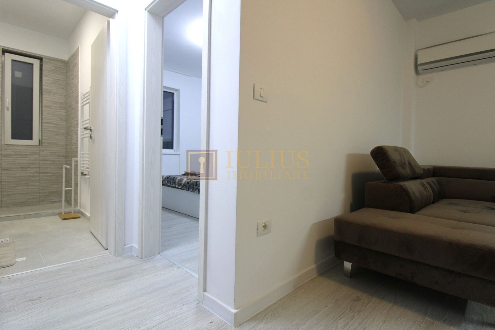 Exterior sud-Braytim. Parter cu terasa; la prima inchiriere. - Poză 9