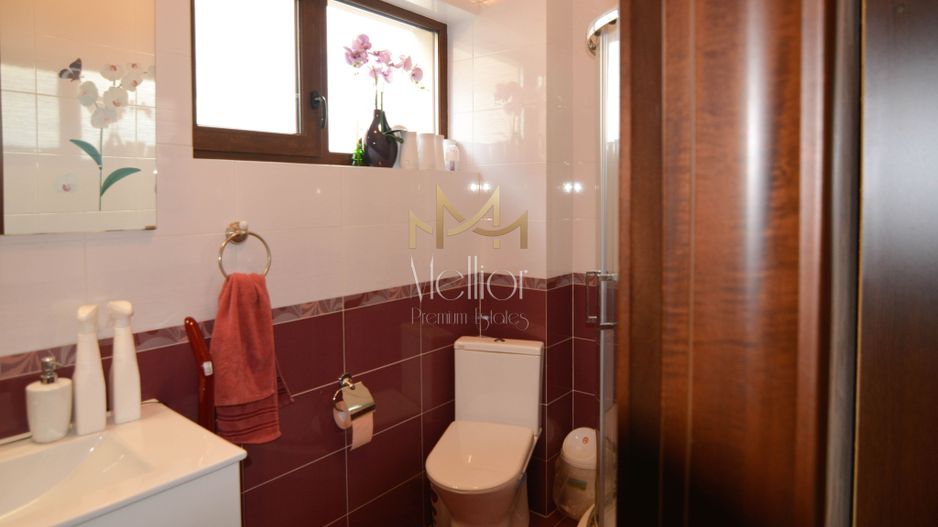 Casă spațioasă de vânzare în Gheorgheni – vedere spre parc - Poză 13