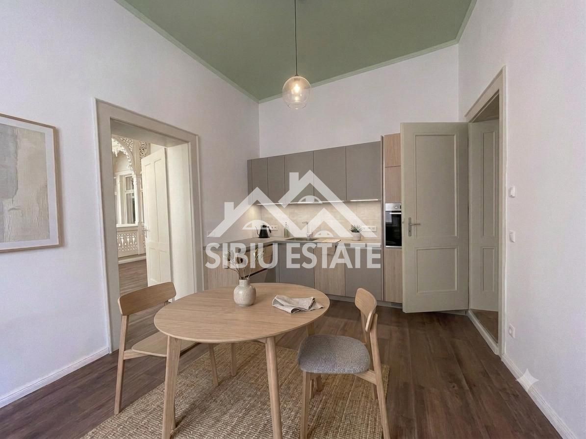 Apartament renovat, în inima Sibiului, pe strada Nicolae Bălcescu - Poză 3