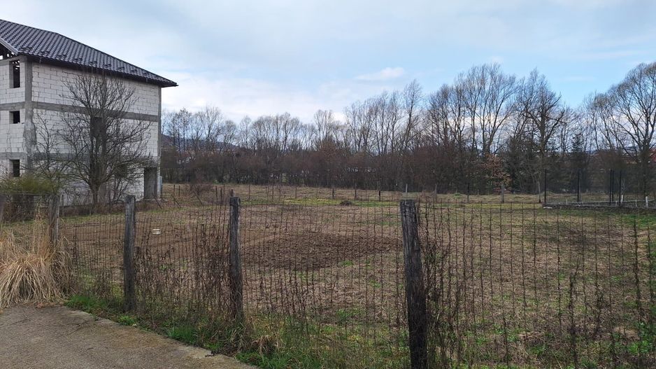 Teren intravilan Curtea de Arges - Poză 2