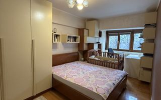 Apartament 3 camere, decomandat, ultracentral - Poză 6