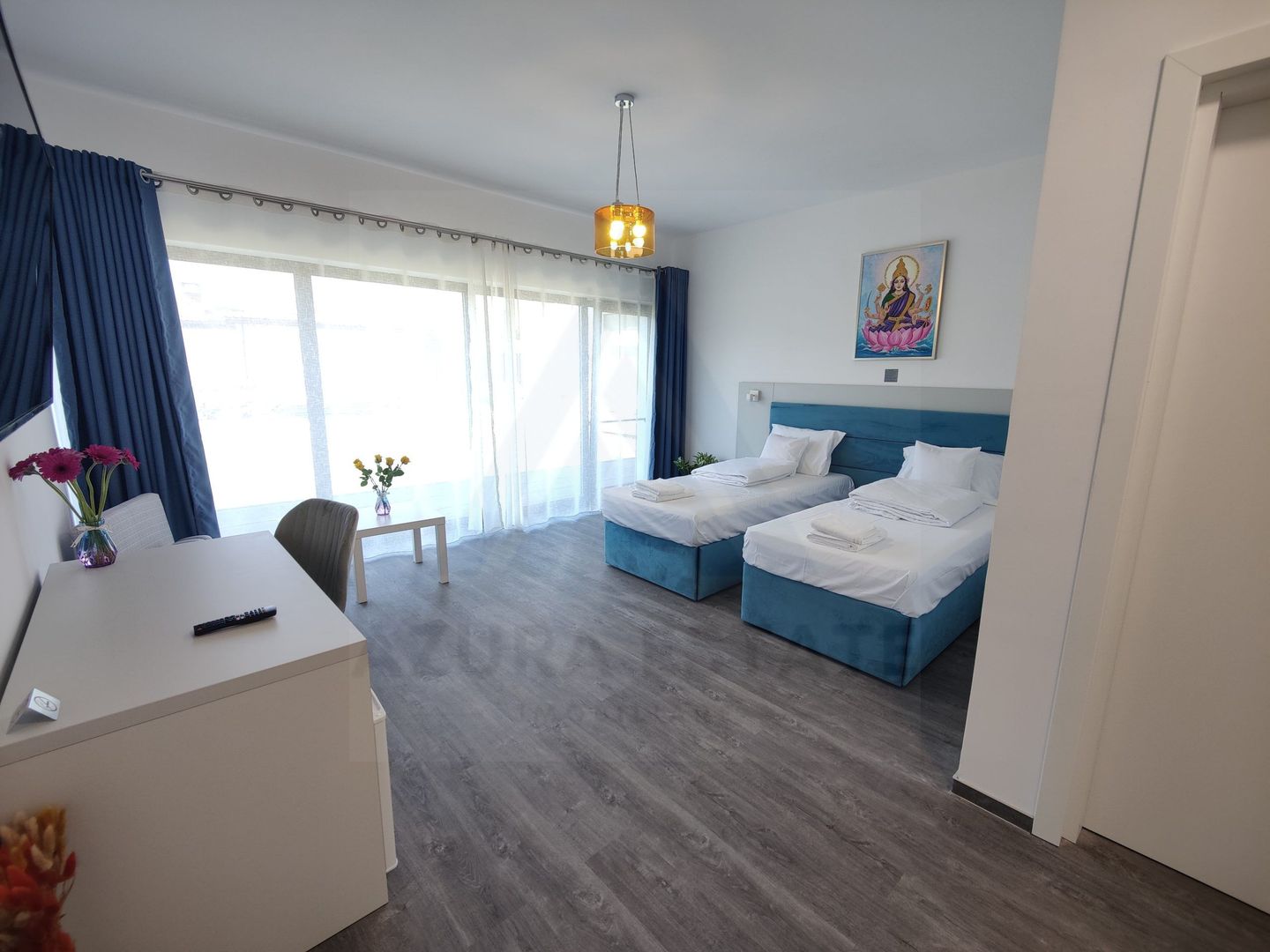 Pensiune 600 mp an 2023 si casa 130 mp teren 4600 mp zona V. Avrigului - Poză 11