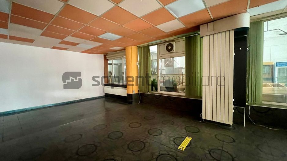 Pachet de spații comerciale – Centru Civic Oradea - Poză 14