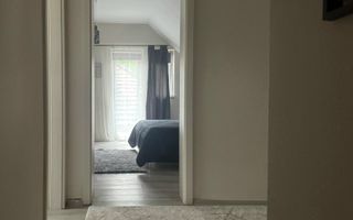 Casa individuala Sacele, 130 mp + 20 mp garaj + 300 mp curte - Poză 12