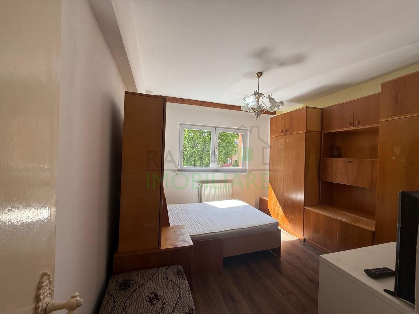 Apartament 3 Camere Decomandat, Etaj 1, Tractorul - Poză 7