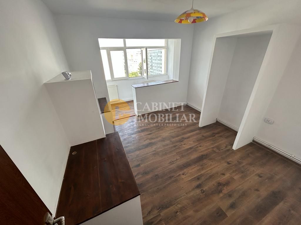 Piata Voievozilor 2 camere decomandat 54mp - Poză 1