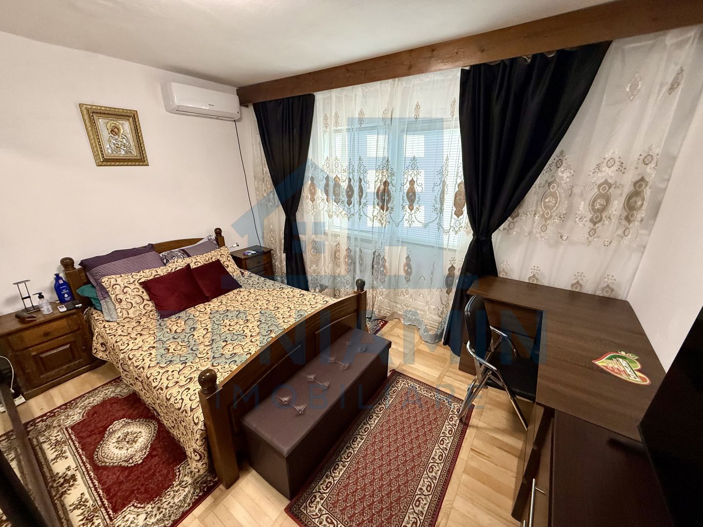 4 camere decomandat 99mp centrala mobilat Craiovita Promenada - Poză 1