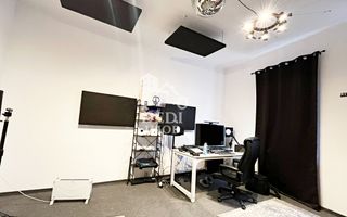 Spatiu de inchiriat central in zona Decebal, Oradea - Poză 2