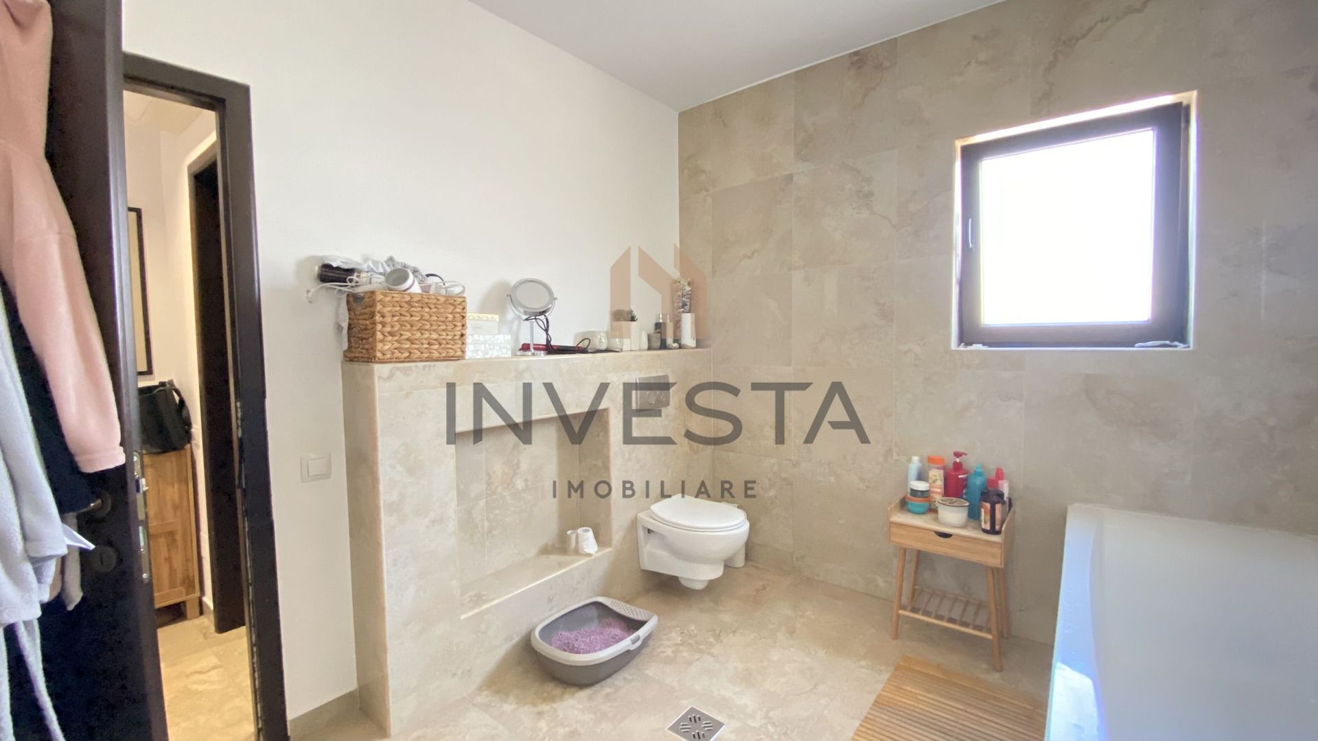 Apartament cu 3 camere , singur pe nivel, loc de parcare, Buna Ziua - Poză 6