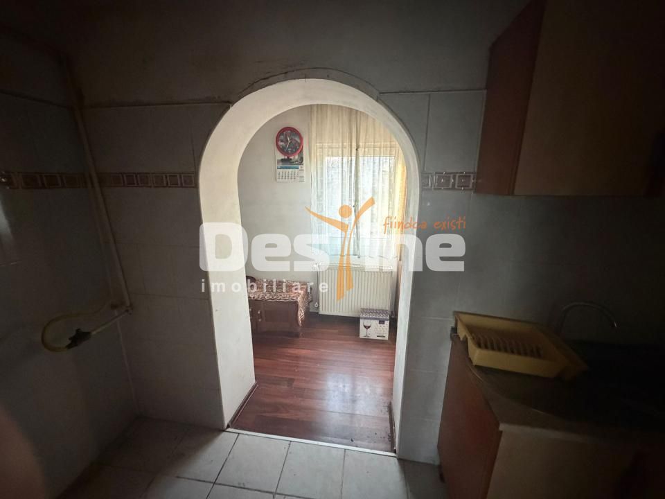 Casa +Teren intravilan 900 mp ( 2 corpuri de casă )Calea Giulești - Poză 5