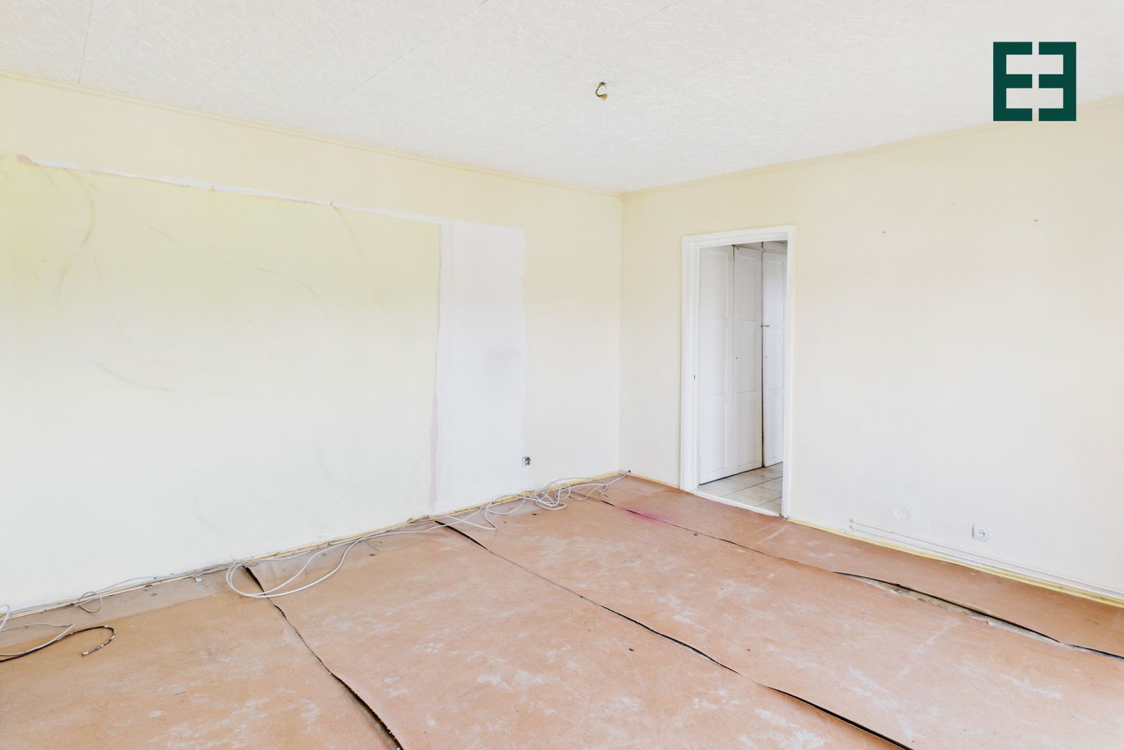 Apartament 2 camere etaj 2 - Micălaca - Arad - Poză 4